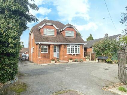 Colyton Way, Purley on Thames, Reading