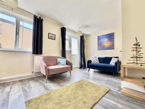 LIVING ROOM.jpeg