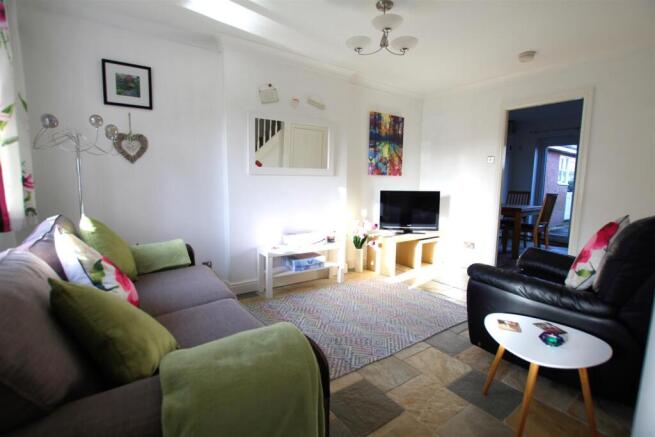 2 bed Semi-Detached for sale Image 5