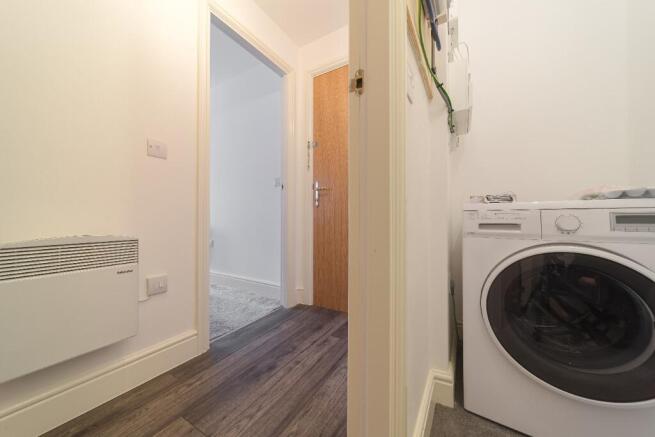 1 bed Apartment to rent Image 9