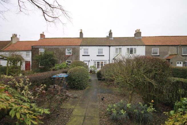FRONT GARDEN