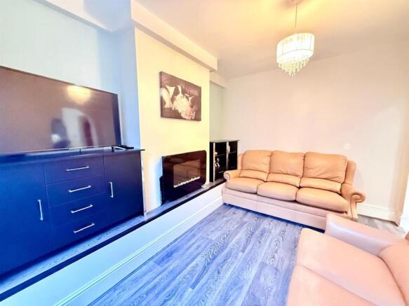 WhatsApp Image 2025-09-08 at 9.40.35 AM (5).jpeg