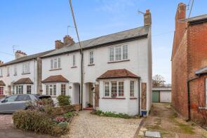 18, Nightingale Road, Aylesbury HP22 6JX