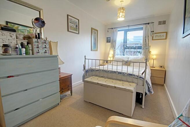 Bedroom 1 (Double)