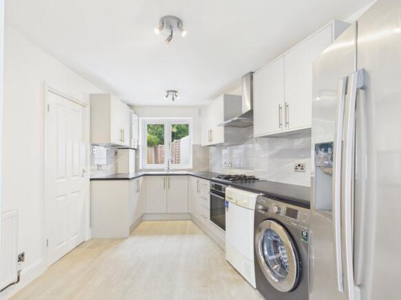House in Feltham - View 4