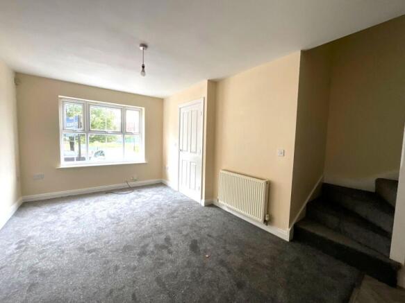1 bed Semi-Detached to rent Image 5
