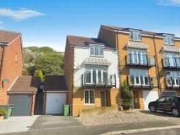 37, Alexandra Corniche, Hythe CT21 5RW