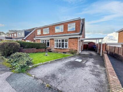 Lockerbie Close, Leek