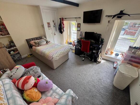 Photo 12
