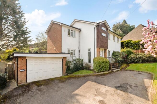 Windrush 295858 -...