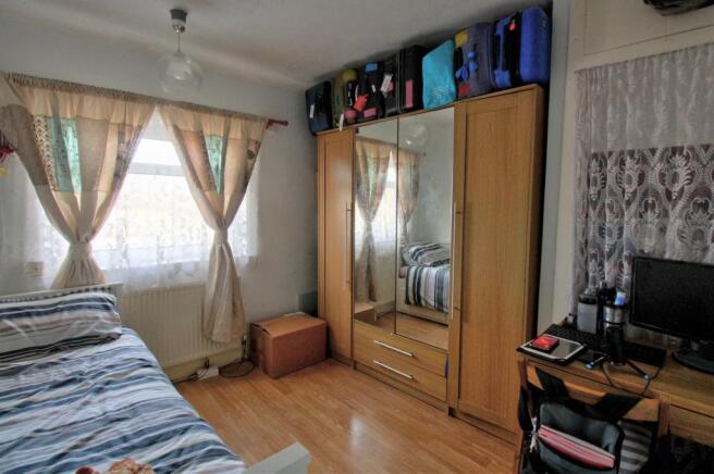BEDROOM 2 (F)