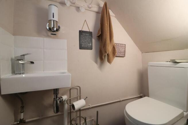 G/floor reception/wc