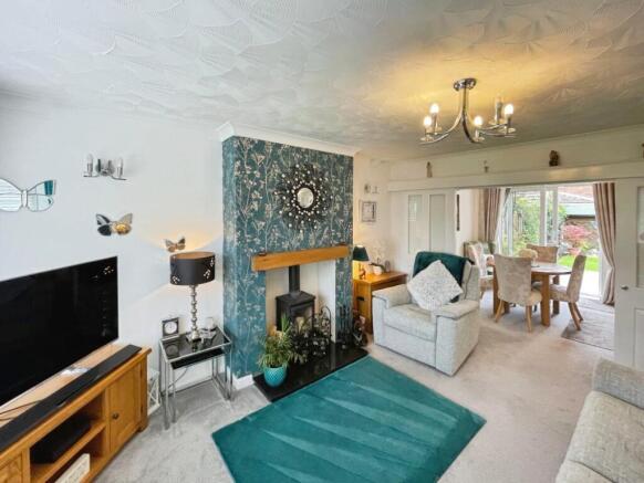 a4e2763e--49FE-888A-1032B9D39AB8-91987-00000CEDB7F