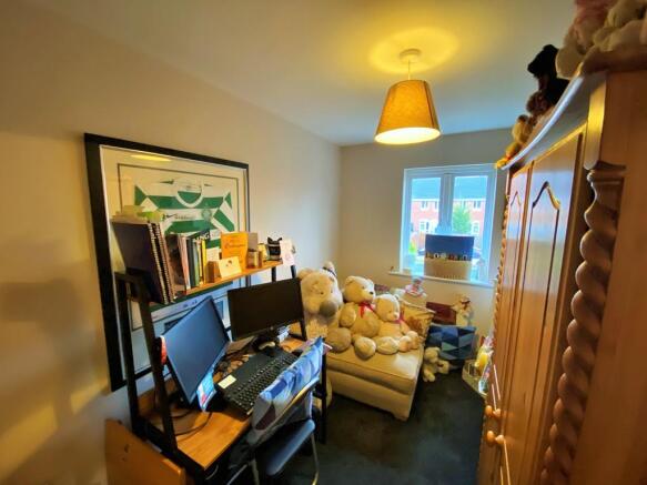Photo 10