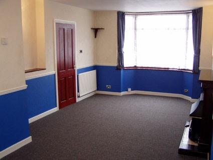 Through Lounge