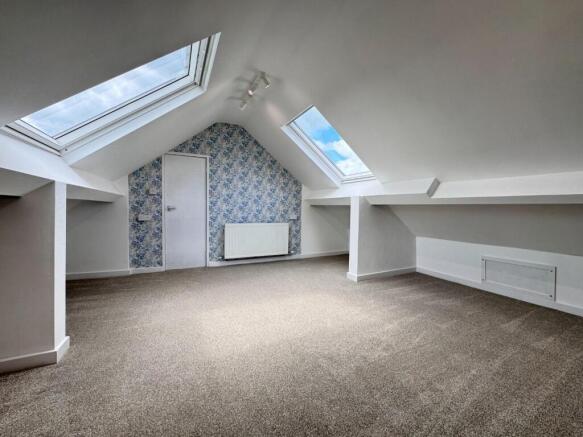 ATTIC ROOM