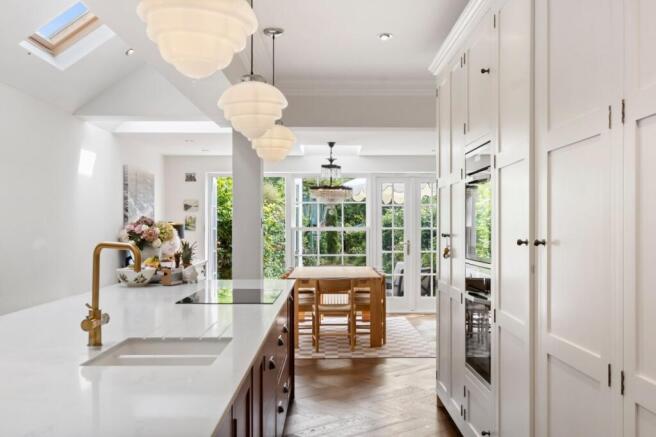 Kitchen/Dining