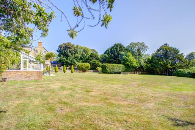 Front Gardens