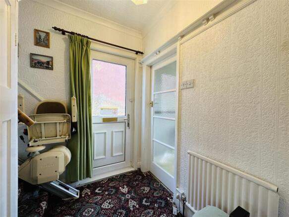 2 bed Semi-Detached for sale Image 5