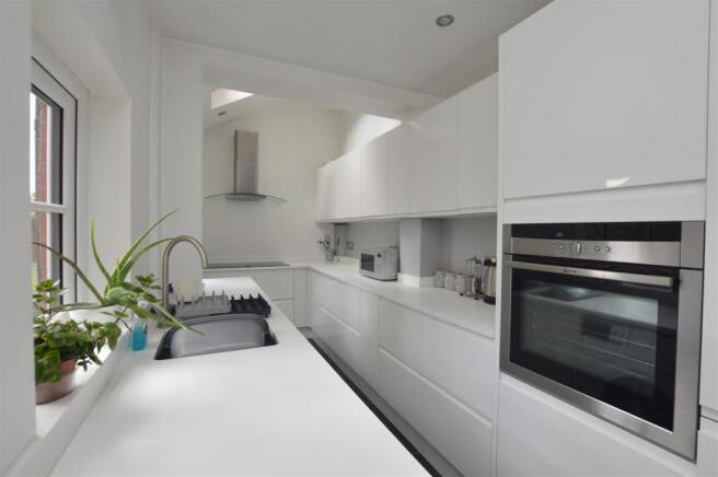 Extended Fitted Kitchen