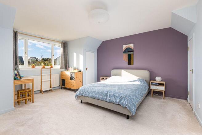 Bedroom 1 - Master