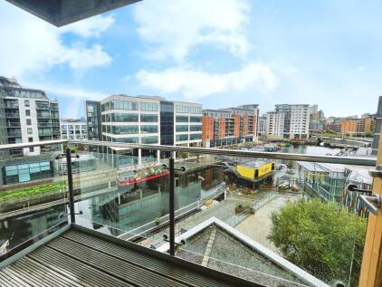 McClure House, Leeds Dock