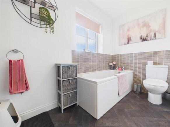 Bath 2.jpg