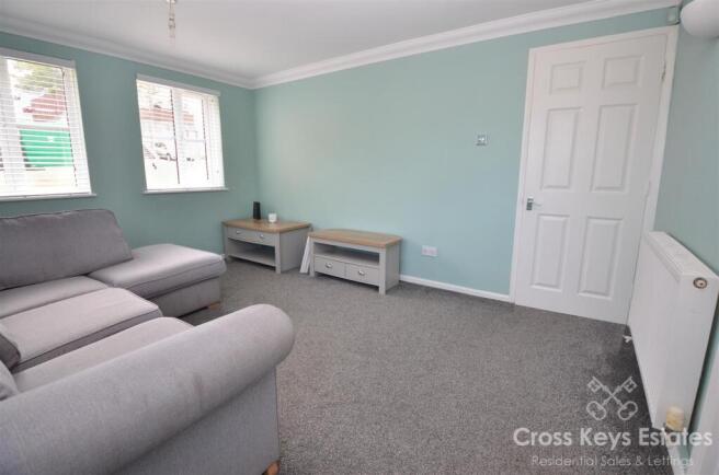 Sitting/Dining Room