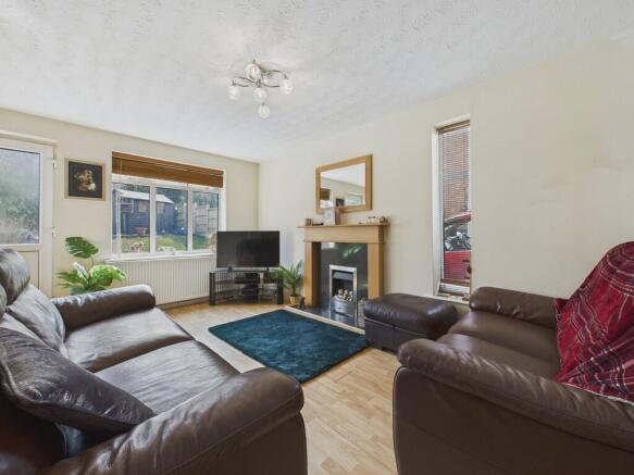 CAM04273G0-PR0099...