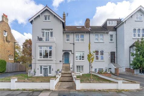 Gloucester Road, Teddington, TW11