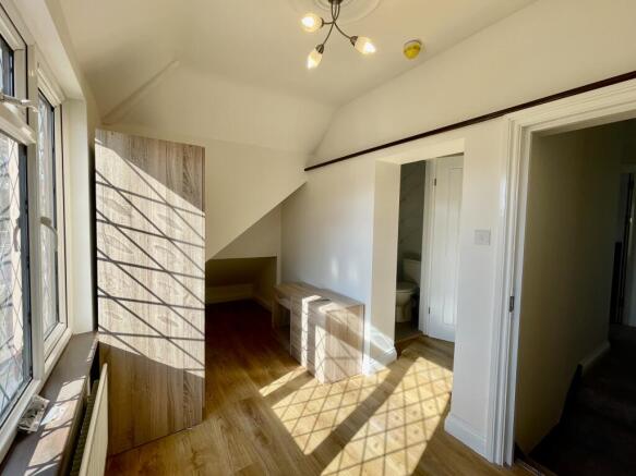 Room 2 (2)