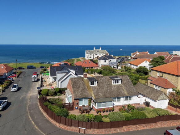 4 bed Detached Bungalow for sale in whitby