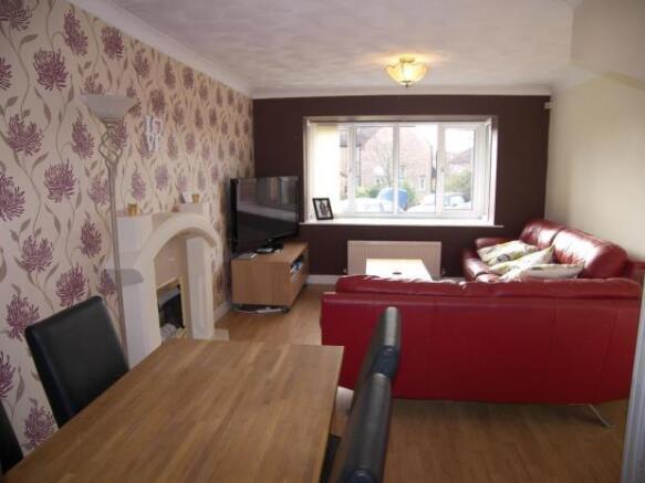 Dining Area / Lounge
