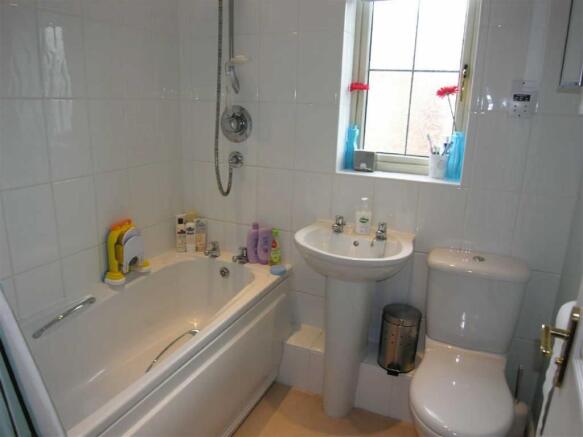 Photo 10