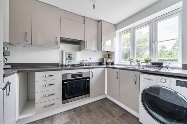 14 Meteor Drive, Lutterworth