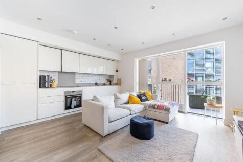 Lyon Road, Harrow, HA1