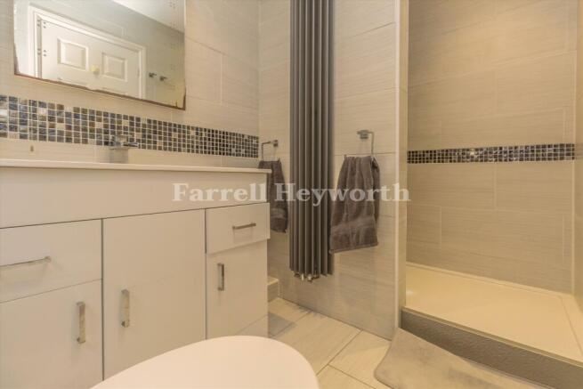 En Suite 2