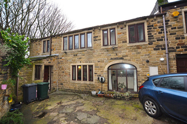 7 bed Mews for sale Image 4