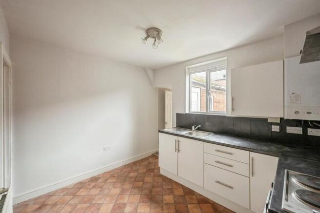 2 bed Terraced for sale Image 7