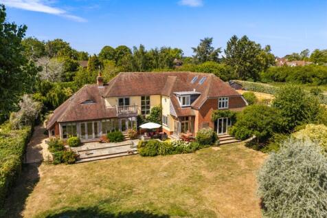 Beavers Hill, Farnham, Surrey, GU9
