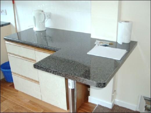 BREAKFAST BAR