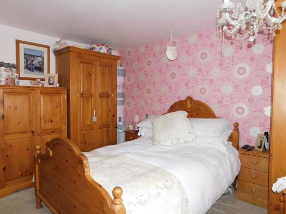 bed 1b