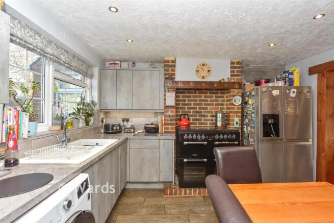 Kitchen/ Dining Area