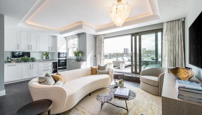 2 bed apartment to rent Prince of Wales Terrace,