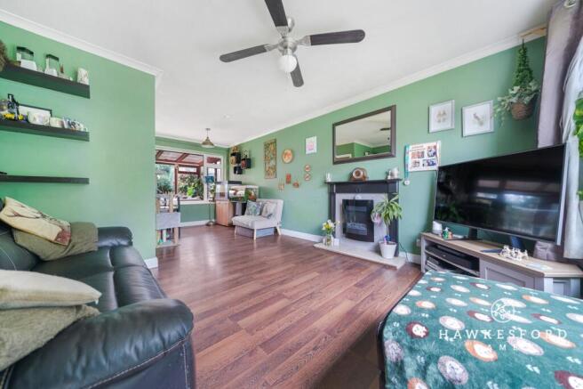 Beaconsfield Road, Sittingbourne - Lounge