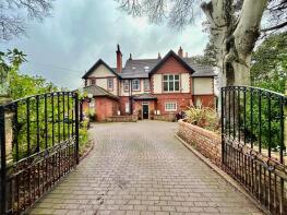 4, Inscot, Noctorum Lane, Prenton CH43 9UF