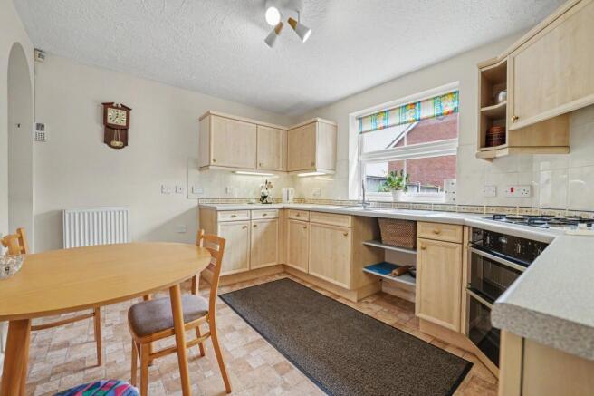 BREAKFAST KITCHEN