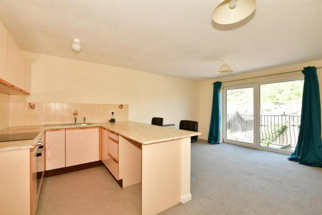 Kitchen/Lounge