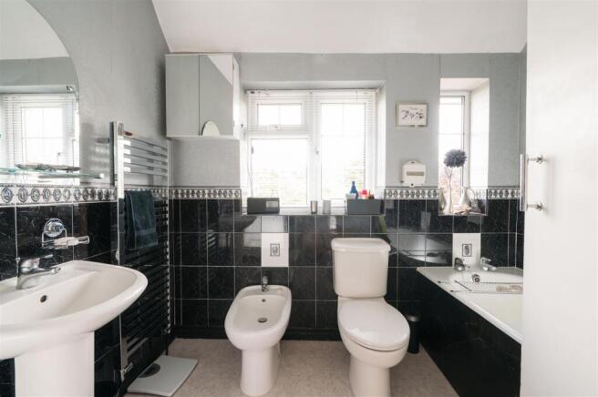 55 Benslow Lane, Hitchin-32.jpg