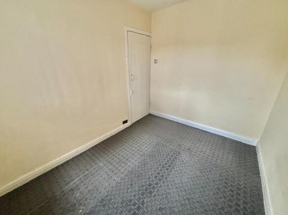 2 bed End of Terrace to rent Image 10